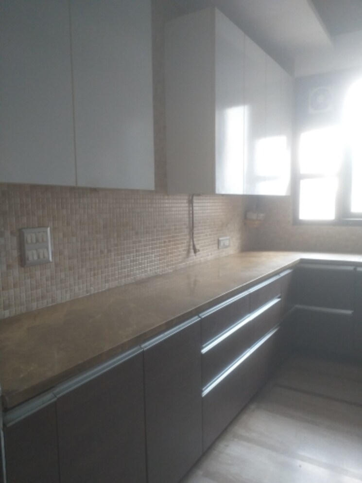 Kitchen, east patel nagar 3 Bedroom 1655 Sq.Ft. Builder Floor In East Patel Nagar Delhi 9069114