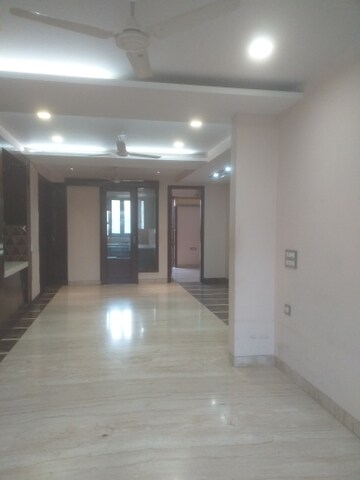 Living Room in 3 BHK Builder Floor at East Patel Nagar – for Rent
