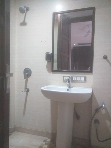 Bathroom in 3 BHK Builder Floor at East Patel Nagar – for Rent