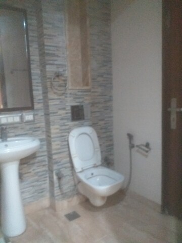 Bathroom in 3 BHK Builder Floor at East Patel Nagar – for Rent
