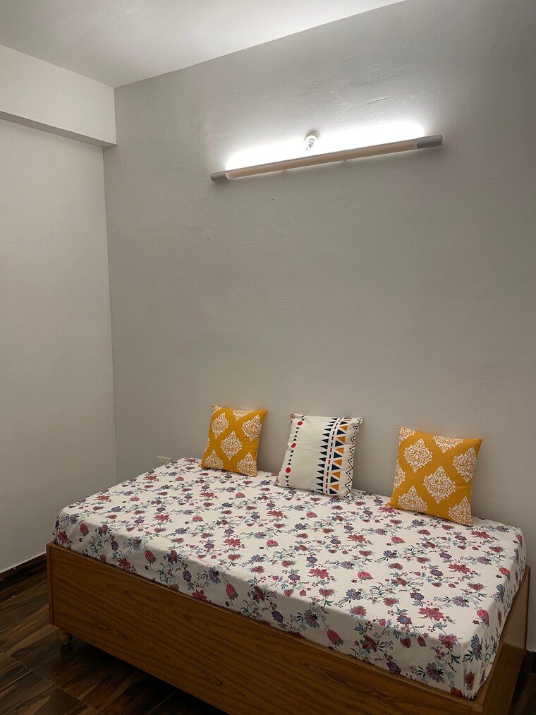 Bedroom, migsun-twinz 3 Bedroom 1250 Sq.Ft. Apartment In Eta Ii Greater Noida Greater Noida 9069098