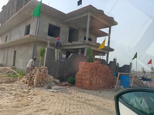  Plot – Exterior View View at Sultanpur Road - for Sale