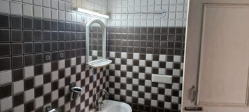 Attached Bathroom in 2 BHK Apartment at Panchsheel Greens, Sector 16 Greater Noida – for Rent