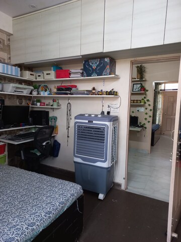 Room in 2 BHK Builder Floor at Palam Vihar – for Rent