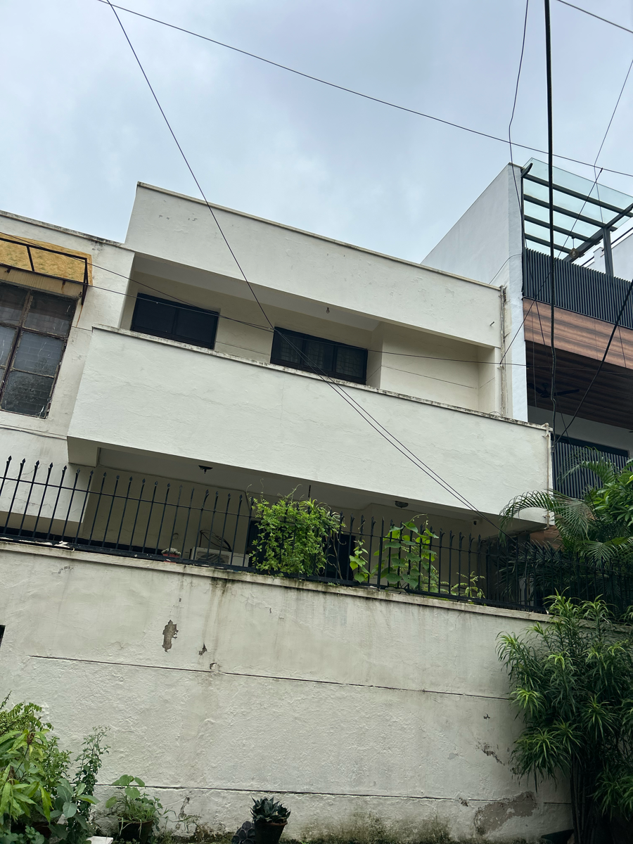 5 BHK + Pooja Room,Servant Room,Extra Room Independent House For Sale in Noida Authority Kothi 