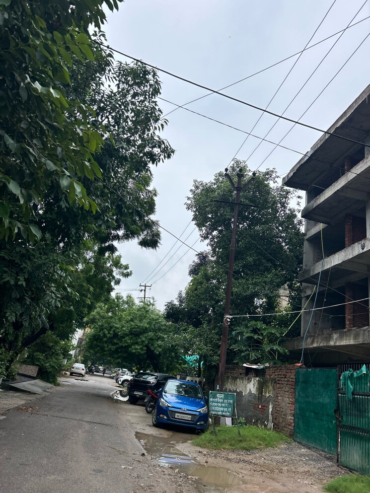 Exterior View, sector 30 5 Bedroom 300 Sq.Mt. Independent House In Sector 30 Noida 9069126