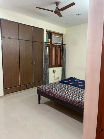 3 BHK Builder Floor For Rent in RWA Apartments Sector 51, Sector 51