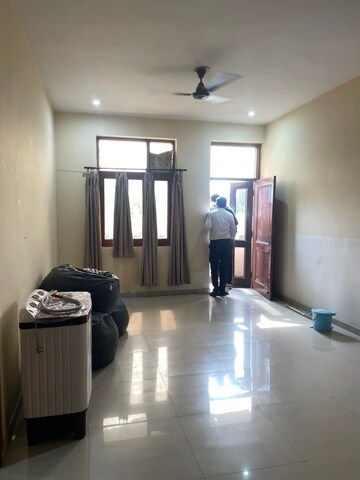 Living Room in 3 BHK Builder Floor at RWA Apartments Sector 51, Sector 51 – for Rent