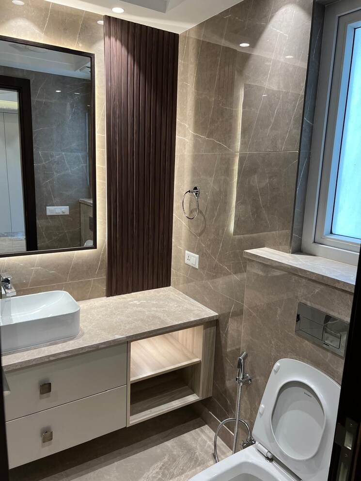 Attached Bathroom, greater kailash ii 4 Bedroom 2500 Sq.Ft. Apartment In Greater Kailash ii Delhi 9069133