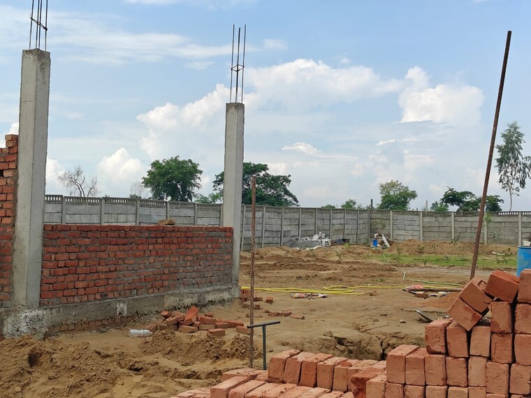 undefined, sultanpur road  2000 Sq.Ft. Plot In Sultanpur Road Lucknow 9069186