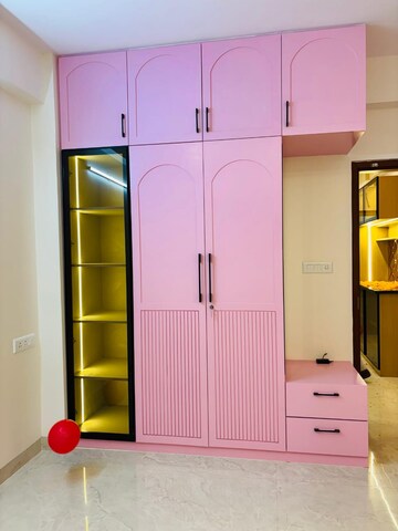 Furnished Amenities in 3 BHK Apartment at Sector 19 Dwarka – for Rent