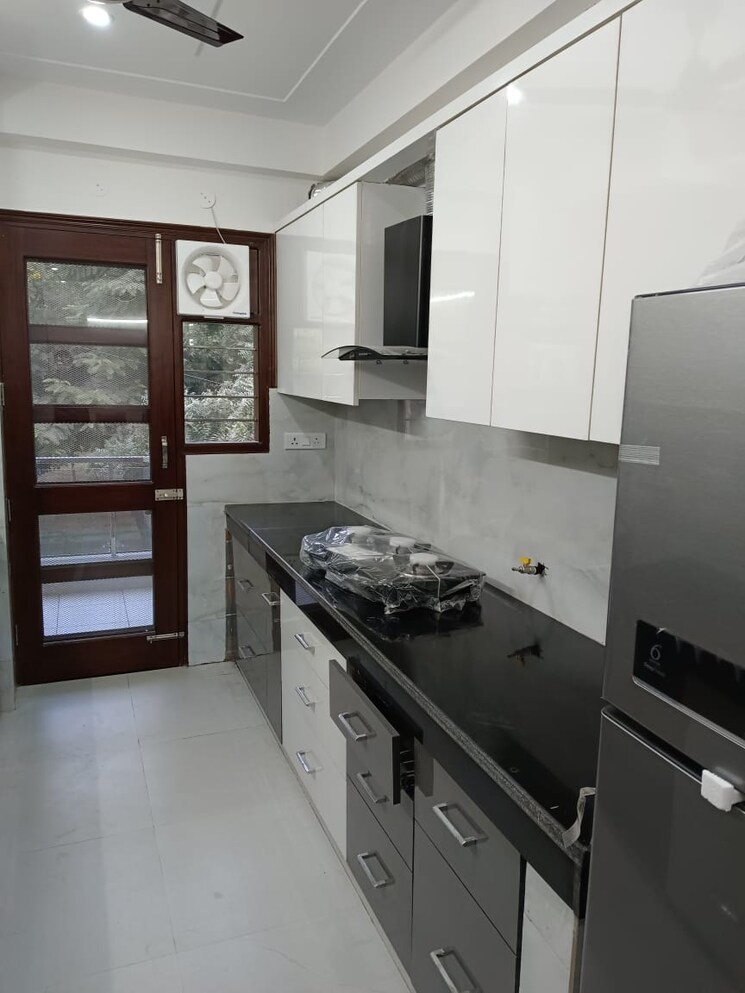 Kitchen, sector 7 1 Bedroom 880 Sq.Ft. Independent House In Sector 7 Gurgaon 9069170