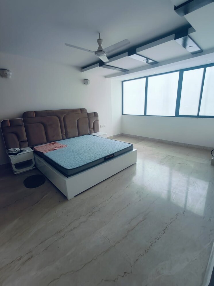 Bedroom, green park extension 4 Bedroom 2700 Sq.Ft. Apartment In Green Park Extension Delhi 9069200