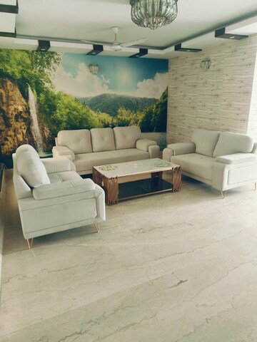 Living Room in 4 BHK Apartment at Green Park Extension – for Rent