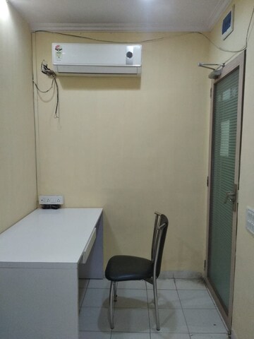 Furnished Amenities in  Office Space at Monarch Chambers, Andheri East – for Sale
