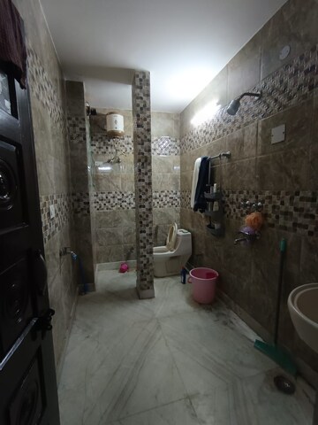 Parking in 2 BHK Builder Floor at Boutique Residential Apartments C-220, Malviya Nagar – for Rent