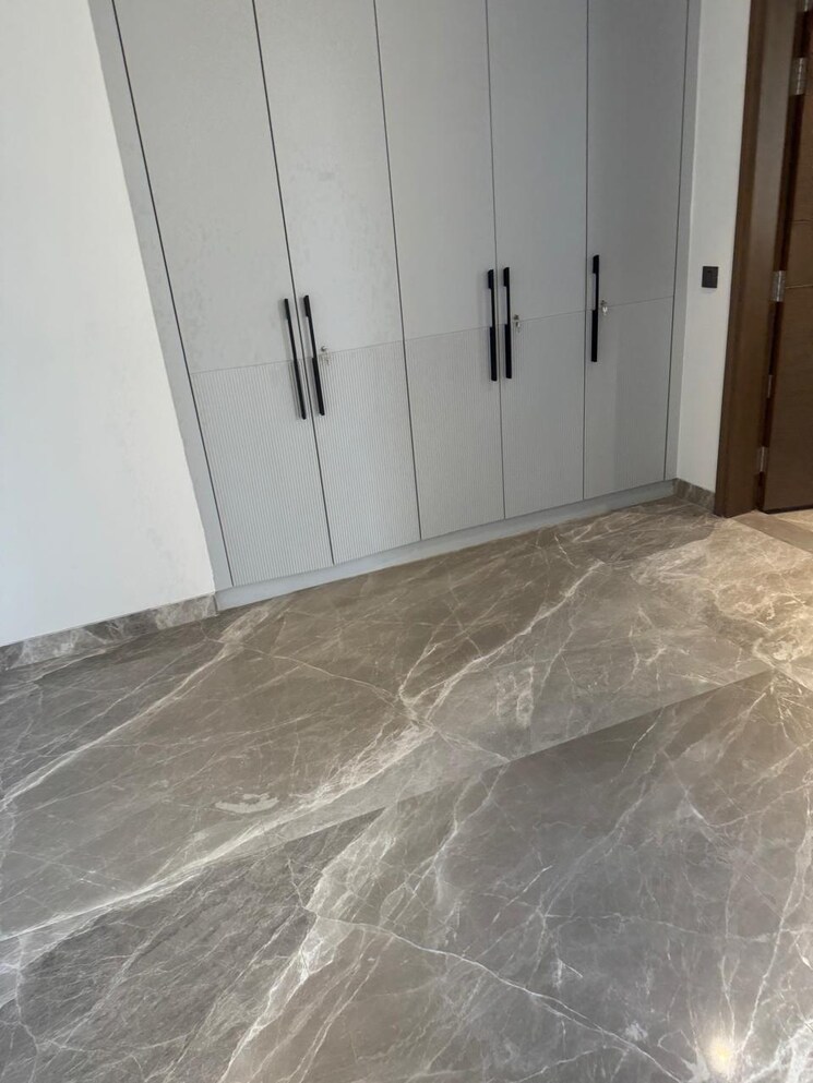 Room, nizamuddin 3 Bedroom 2500 Sq.Ft. Apartment In Nizamuddin Delhi 9069244