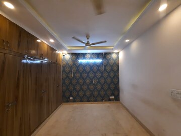 Bedroom in 3 BHK Builder Floor at Shivalik Colony – for Rent