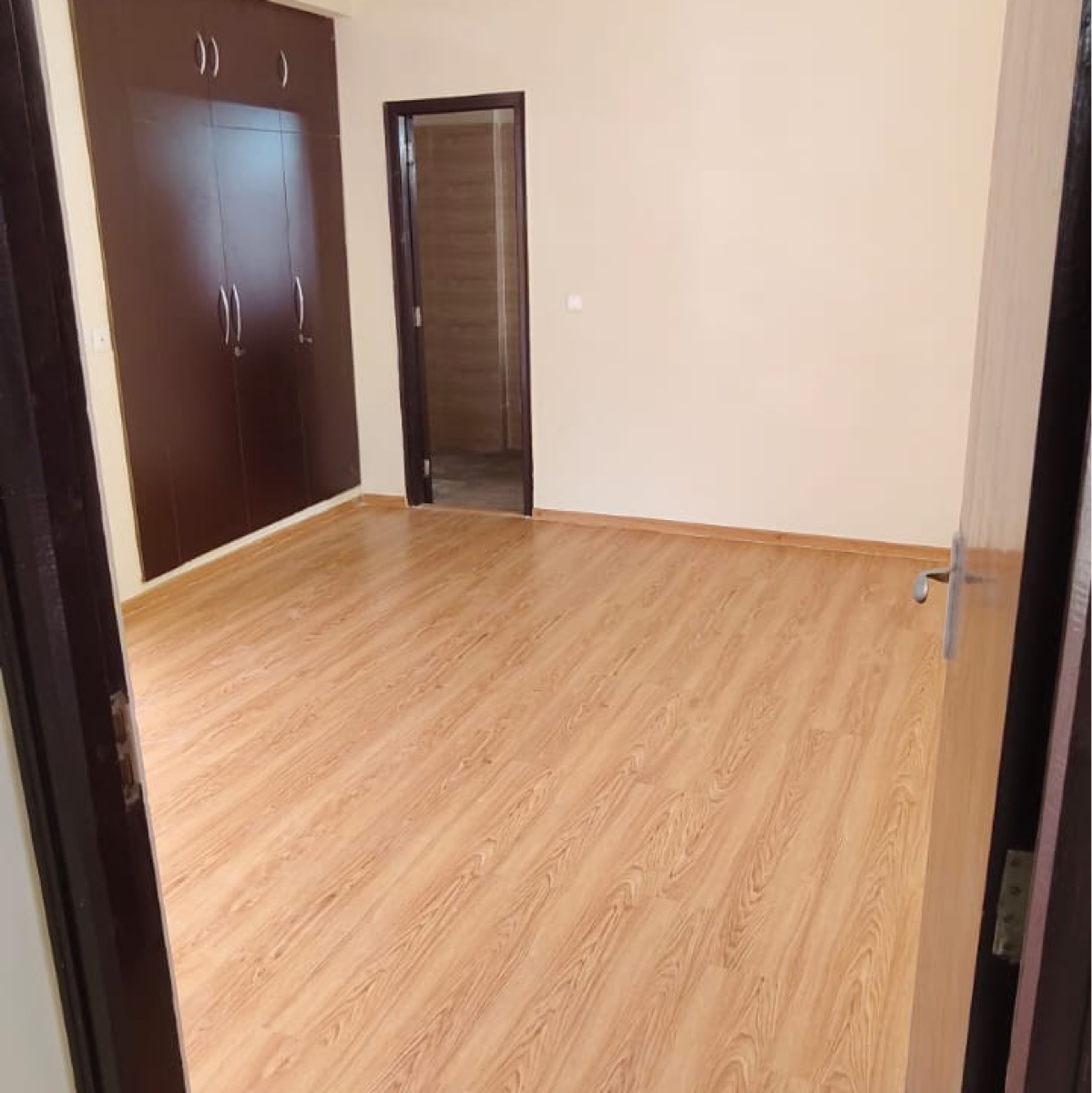 3 BHK + Pooja Room Apartment For Rent in Amrapali Crystal Homes