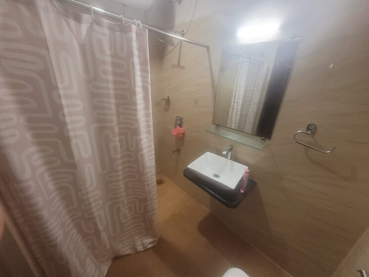 Bathroom, millionaire-heritage 2 Bedroom 725 Sq.Ft. Apartment In Andheri West Mumbai 9069266