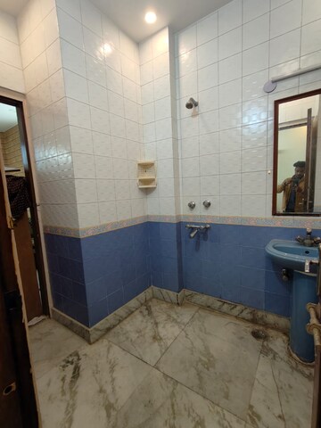 Bathroom in 1 BHK Builder Floor at Boutique Residential Apartments C-220, Malviya Nagar – for Rent