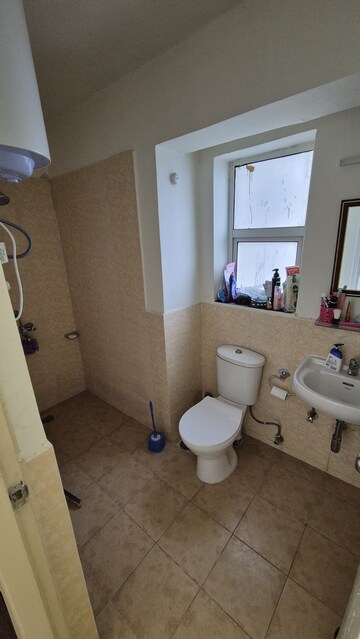 Team Area in 2 BHK Apartment at Jaypee Greens Aman, Sector 151 – for Sale