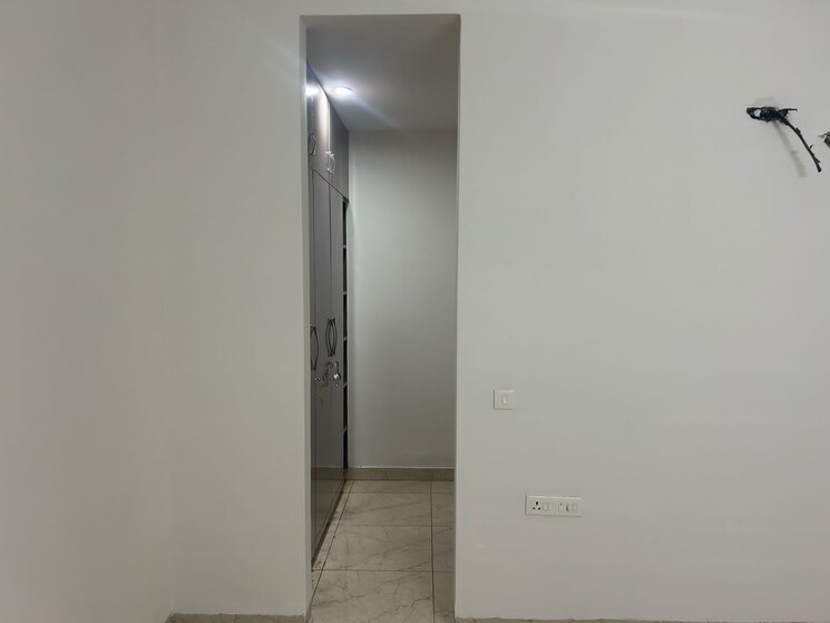 Room, sector 47 3 Bedroom 1750 Sq.Ft. Builder Floor In Sector 47 Gurgaon 9069307