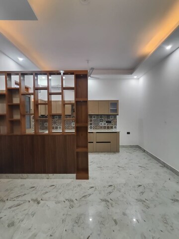 Room in 3 BHK Independent House at Sahastradhara – for Rent