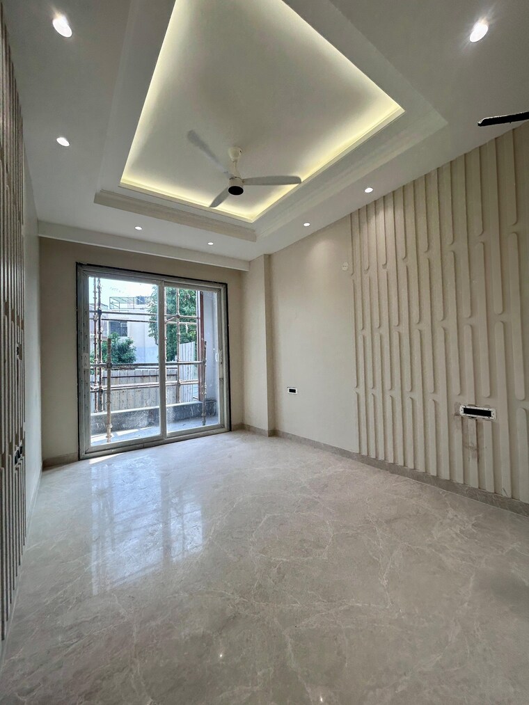 Room, sushant-lok-3 3 Bedroom 220 Sq.Yd. Builder Floor In Sector 57 Gurgaon 9069358