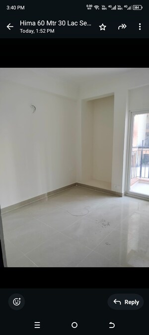 Room in 3.5 BHK Apartment at Amrapali Terrace Homes, Tech Zone 4 Greater Noida – for Sale