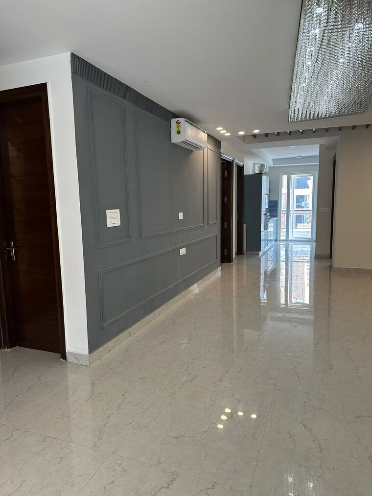 Room, ansal-api-versalia 4 Bedroom 300 Sq.Yd. Builder Floor In Sector 67a Gurgaon 9069372