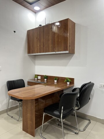 Team Area in Studio Apartment at Gaur City Center, Sector 4 Greater Noida – for Rent