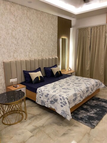 Bedroom in Studio Apartment at Gaur City Center, Sector 4 Greater Noida – for Rent