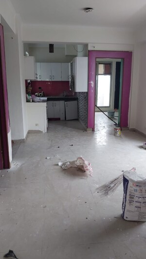 Room in 2 BHK Apartment at Value Meadows Vista, Raj Nagar Extension – for Sale