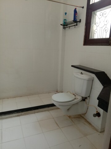 Attached Bathroom in 1 BHK Builder Floor at Sector 45 – for Rent