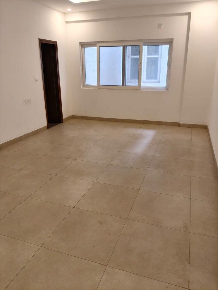 Room, frazer town 4 Bedroom 3650 Sq.Ft. Apartment In Frazer Town Bangalore 9069368