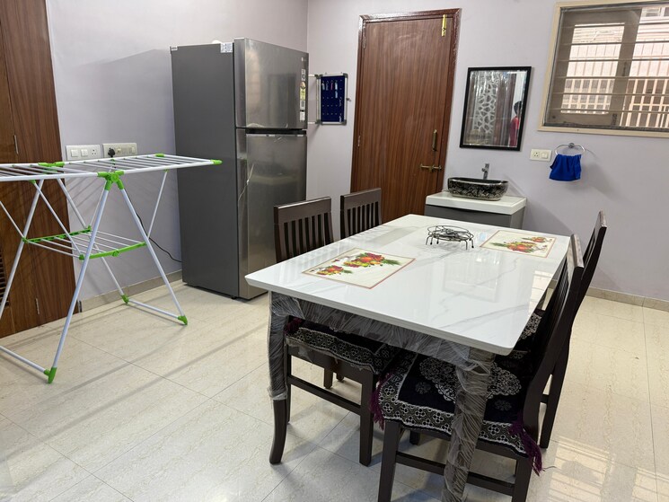 Team Area, ambawadi 3 Bedroom 2100 Sq.Ft. Apartment In Ambawadi Ahmedabad 9069381