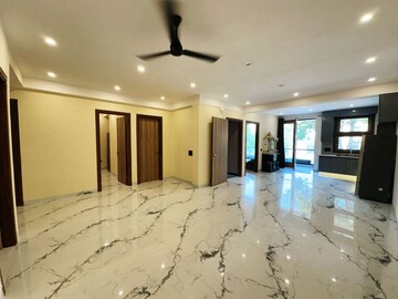 Room in 3 BHK Apartment at Migsun Twiinz, Eta Ii Greater Noida – for Sale