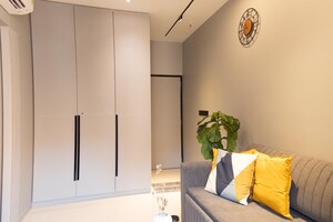 Furnished Amenities in 2 BHK Apartment at Kopar Khairane – for Sale