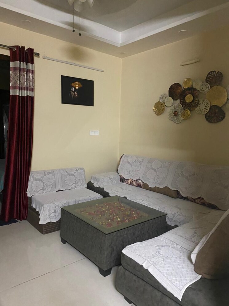 Living Room, sector 7 2 Bedroom 1457 Sq.Ft. Independent House In Sector 7 Gurgaon 9069391