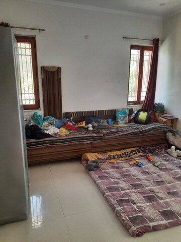 Bedroom in 2 BHK Independent House at Sector 7 – for Rent