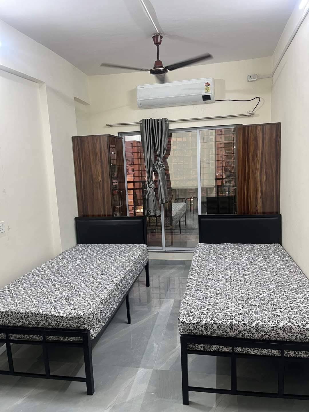 1 BHK 600 Sq.Ft. Apartment in Sawan Plaza CHS