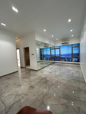 Room in 4 BHK Apartment at Godrej Bayview Vashi, Vashi Sector 9 – for Sale