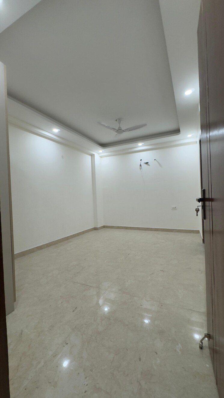 Room, chattarpur 3 Bedroom 1400 Sq.Ft. Builder Floor In Chattarpur Delhi 9069455
