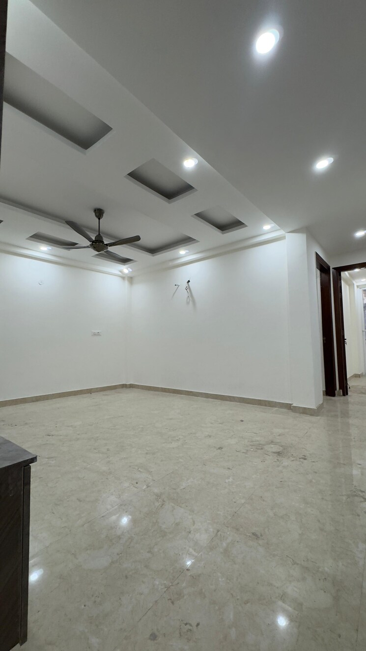 Room, chattarpur 3 Bedroom 1400 Sq.Ft. Builder Floor In Chattarpur Delhi 9069455