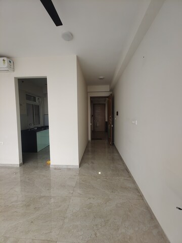 Room in 2 BHK Apartment at Tata Serein, Pokhran Road No Two – for Rent