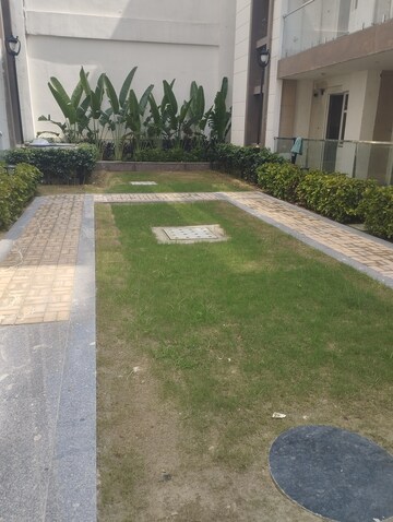1 RK Apartment For Sale in Nimbus The Palm Village, Sector 22a Yamuna Expressway
