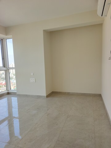 Room in 3 BHK Apartment at Tata Serein, Pokhran Road No Two – for Rent