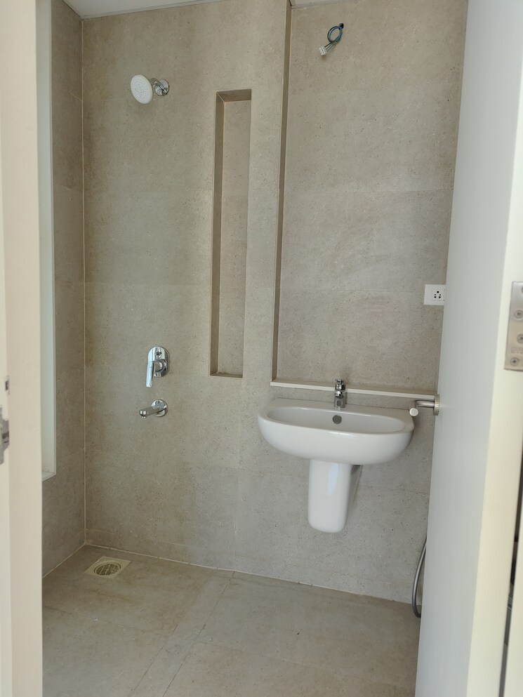 Bathroom, tata-serein 3 Bedroom 985 Sq.Ft. Apartment In Pokhran Road No Two Thane 9069486