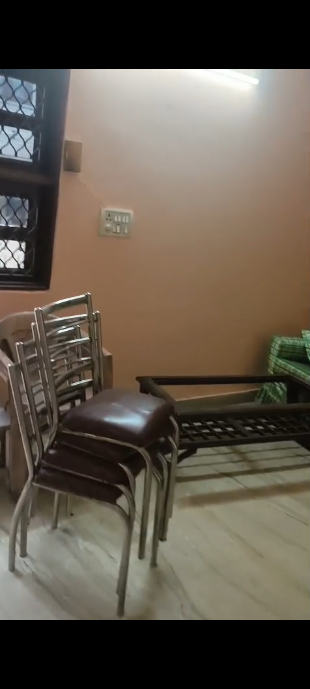 2 BHK Builder Floor For Rent in Pitampura